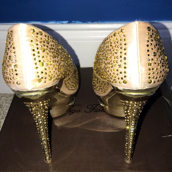 Heels - Picture 3 of 5